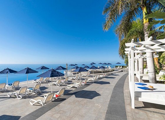 Marina Suites