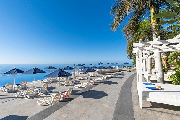 Marina Suites