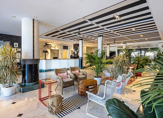 Marina Suites