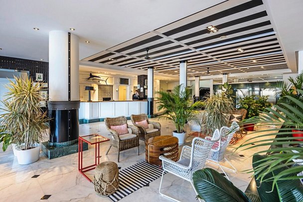 Marina Suites