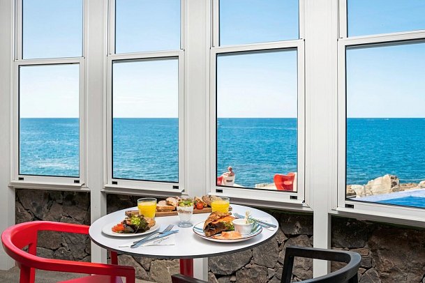 Marina Suites