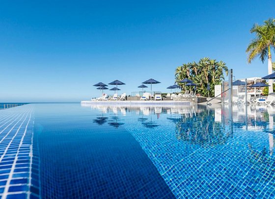 Marina Suites