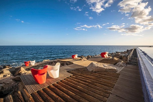 Marina Suites