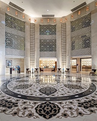 Hilton Luxor Resort & Spa