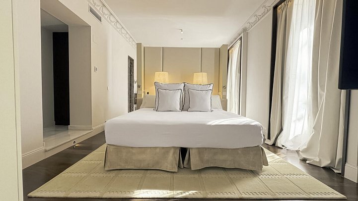 Hospes Puerta de Alcalá - Gran Suite
