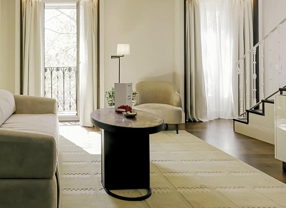 Hospes Puerta de Alcalá - Junior Suite (Zimmercodierung JB1)