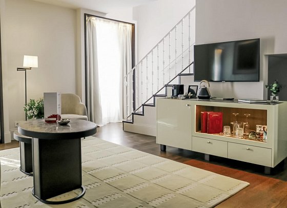 Hospes Puerta de Alcalá - Junior Suite (Zimmercodierung JB1)