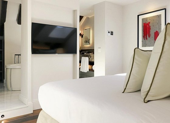 Hospes Puerta de Alcalá - Junior Suite (Zimmercodierung JB1)