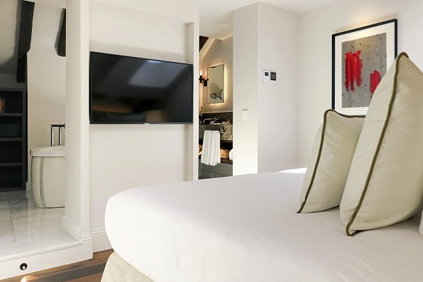 Hospes Puerta de Alcalá - Junior Suite (Zimmercodierung JB1)