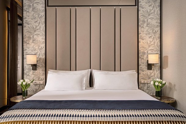 NH Collection Madrid Palacio de Tepa - Wohnbeispiel Doppelzimmer Deluxe (Zimmercodierung DD1)