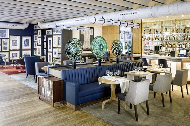 H10 Puerta de Alcalá