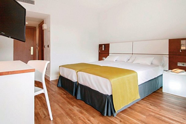 Globales Cala Blanca - Wohnbeispiel (Zimmercodierungen DB1, DB2, FB1, FB2, D1P & D2P)