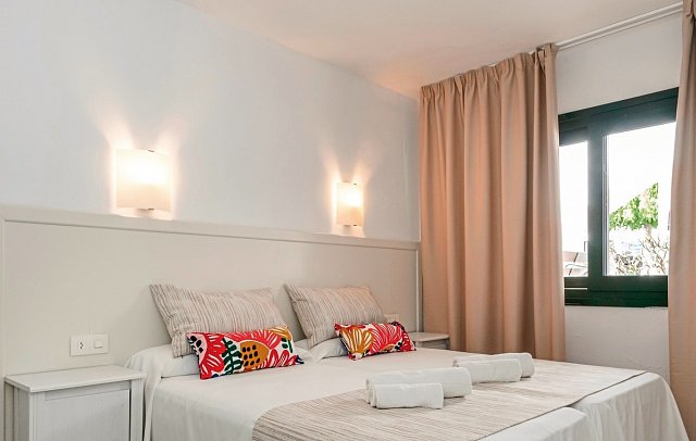 Beach Club Menorca - Wohnbeispiel Apt. 1 Schlafzimmer (Zimmercodierungen ABG & ABM)