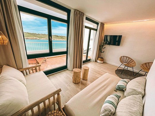 Beach Club Menorca - Wohnbeispiel Suite Meerblick (Zimmercodierung WBM)