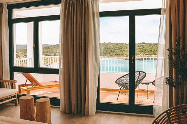 Beach Club Menorca - Wohnbeispiel Suite Meerblick (Zimmercodierung WBM)