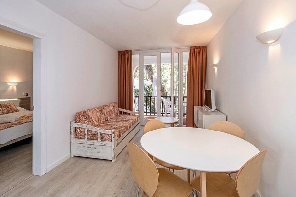 Sol Parc - Wohnbeispiel Appartement 1 Schlafzimmer Gartenblick (Zimmercodierung ABG)