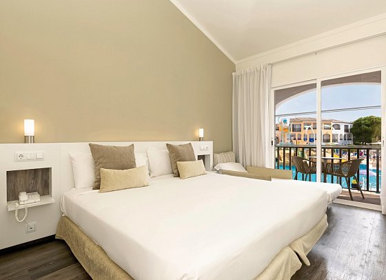 Sol Falcó Menorca - Wohnbeispiel Doppelzimmer Sol Splashpark-Blick (Zimmercodierungen DB3 & DB4)