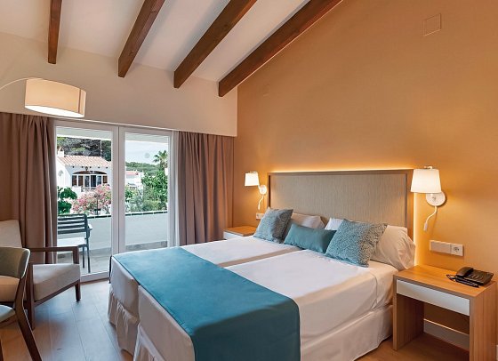 AluaSoul Menorca - Wohnbeispiel Doppelzimmer Gartenblick (Zimmercodierung DBG)