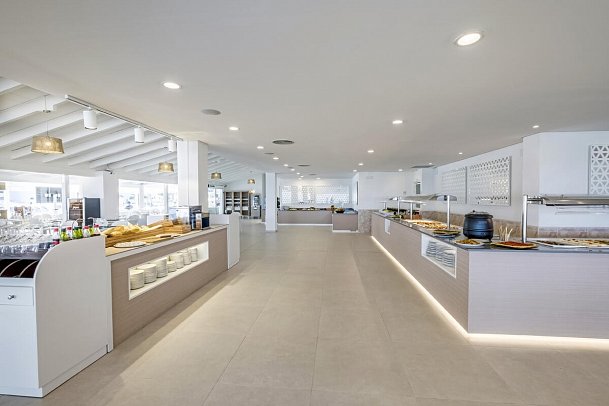 FERGUS Style Carema Beach