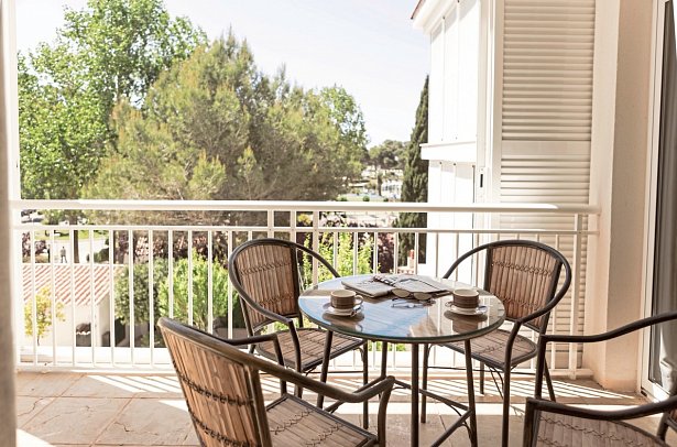 Minura Cala Galdana Hotel & Appartements D'Aljandar - Beispiel Balkon Suite Prestige (Zimmercodierung WD1)