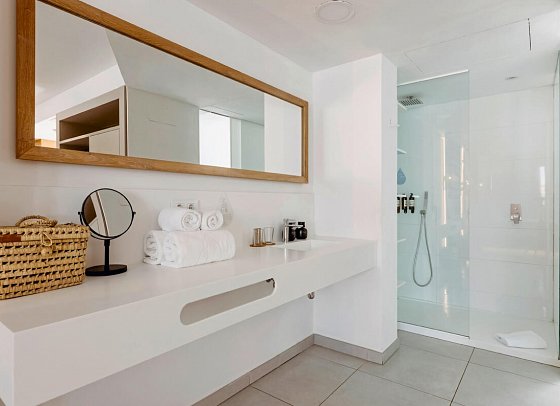 Lago Resort Menorca - Casas del Lago - Beispiel Bad (Zimmercodierung WB1)