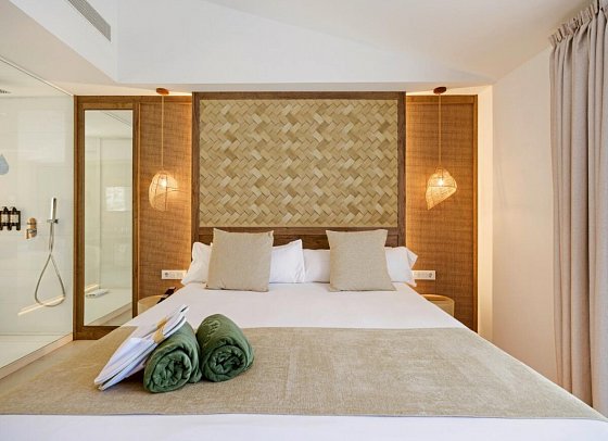 Lago Resort Menorca - Casas del Lago - Wohnbeispiel Suite Hafenblick (Zimmercodierung WBH)