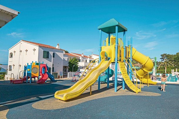 Seth Mestral & Llebeig