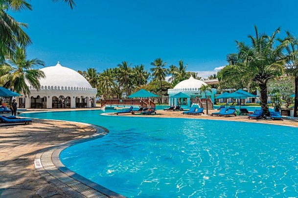 Southern Palms Beach Resort