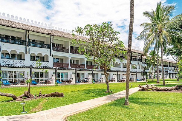 Southern Palms Beach Resort