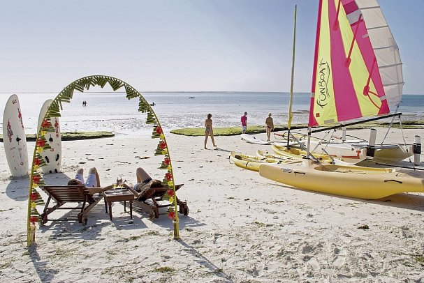 Voyager Beach Resort