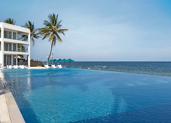 Bamburi Beach