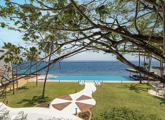 Bamburi Beach