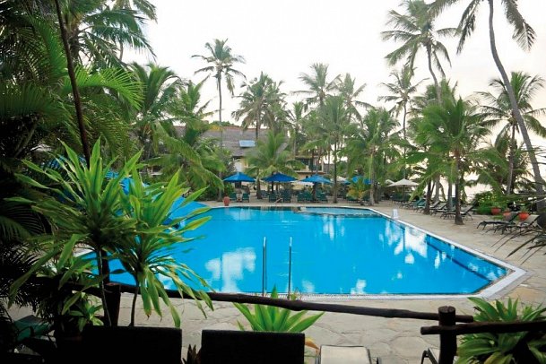 Bahari Beach Hotel