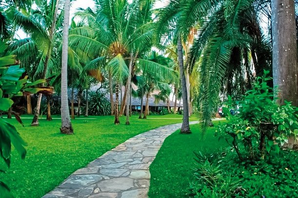Bahari Beach Hotel