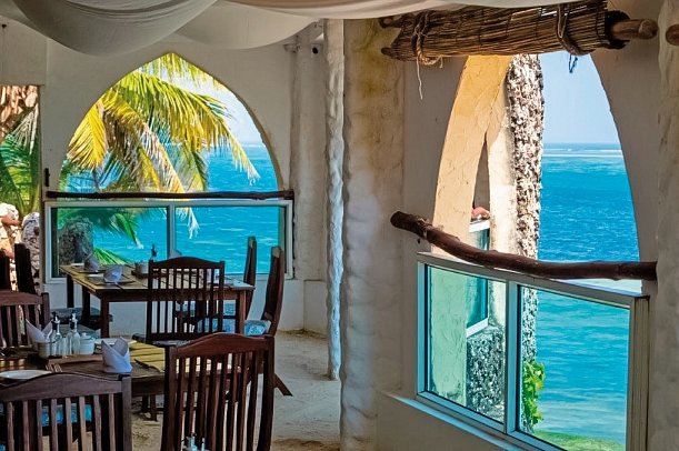 Bahari Beach Hotel