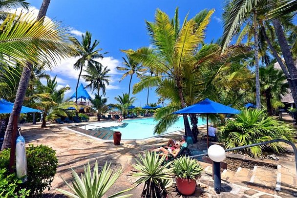 Bahari Beach Hotel
