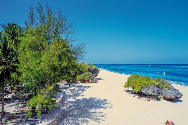 Leopard Beach Resort & Spa