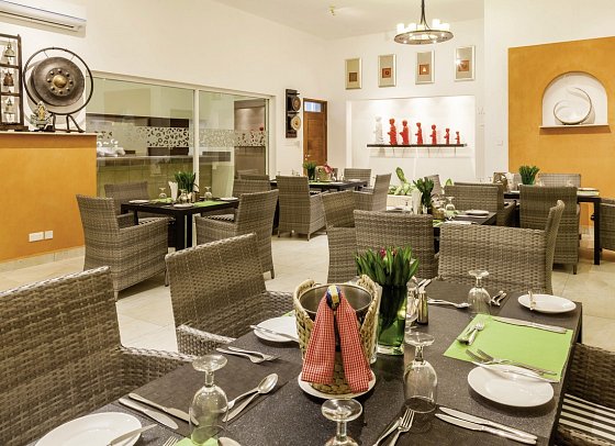 Leopard Beach Resort & Spa - Restaurant Lemongrass