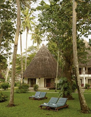 Neptune Village Beach Resort & Spa - Außenansicht Superior-Oceanfront-Zimmer (DZS)