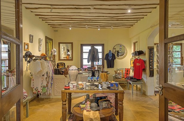 Neptune Palm Beach Resort