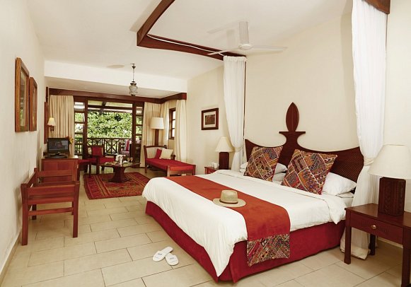 Neptune Beach Resort - Wohnbeispiel Master Juniorsuite Ocean Front (Zimmercodierung JBO)