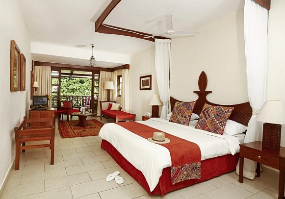 Neptune Beach Resort - Wohnbeispiel Suite Ocean Front (Zimmercodierung JBO)