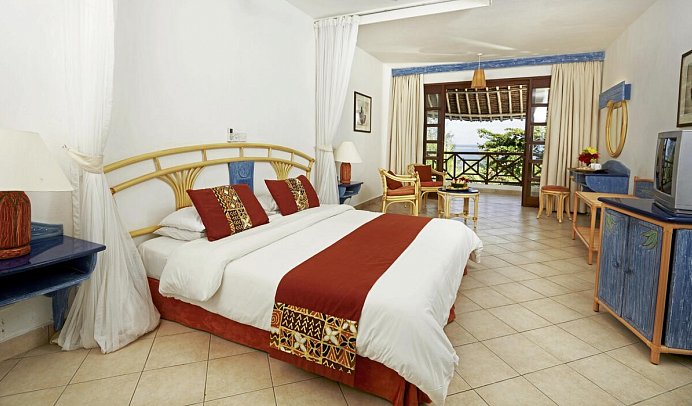 Neptune Beach Resort - Wohnbeispiel Superior Ocean Front (Zimmercodierung USO)