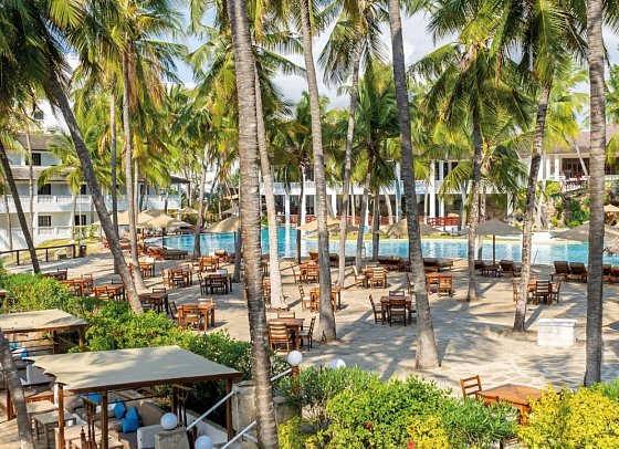Prideinn Flamingo Beach Resort & Spa