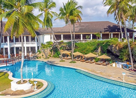 Prideinn Flamingo Beach Resort & Spa