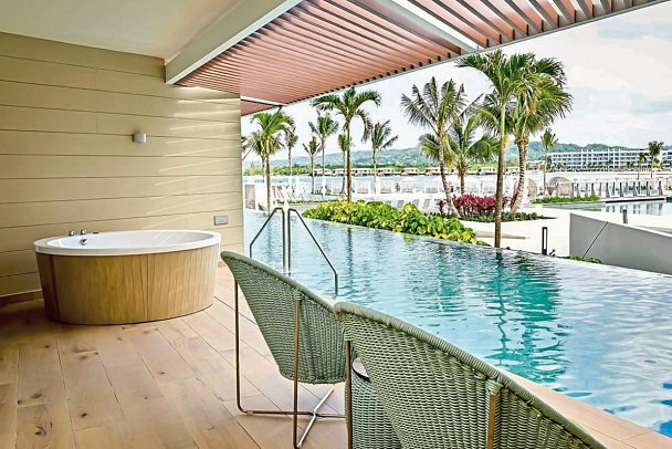 Princess Grand Jamaica - Wohnbeispiel Swimout Princess Juniorsuite (Zimmercodierung JBQ)