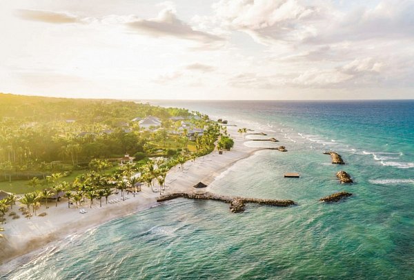 Eclipse at Half Moon