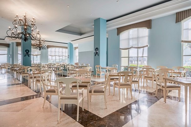 Iberostar Waves Rose Hall Beach