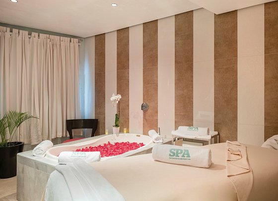 Iberostar Waves Rose Hall Beach