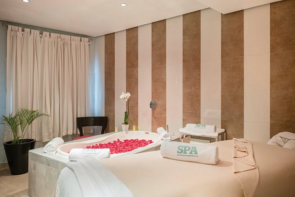 Iberostar Waves Rose Hall Beach